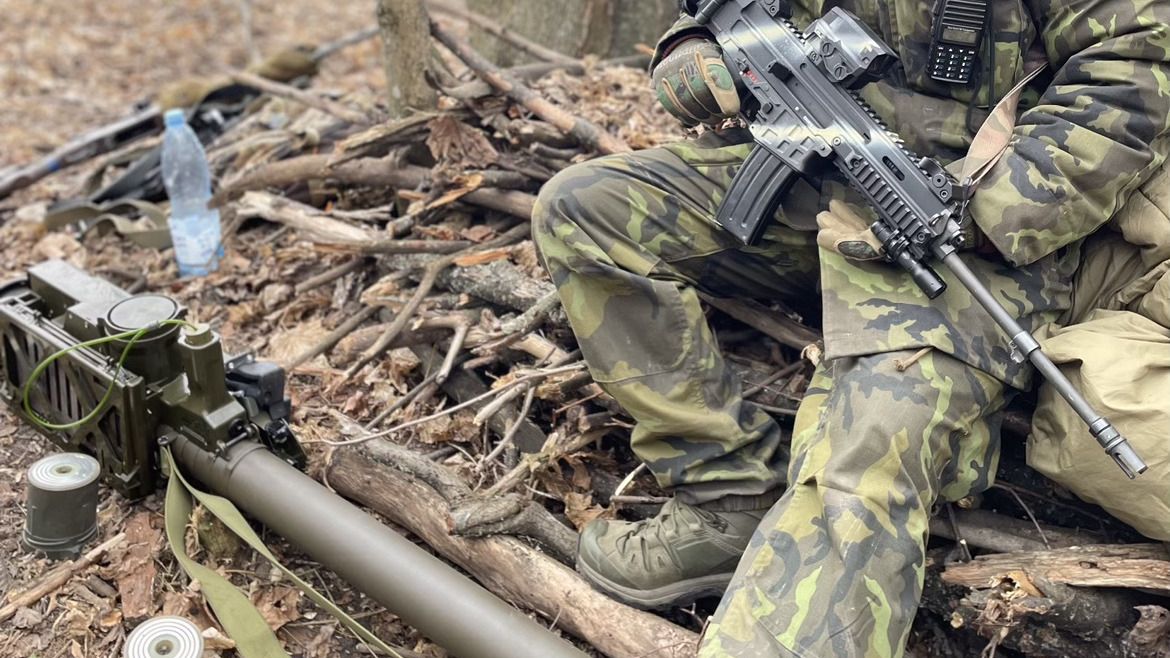 Rusové vypadají pořád opile, popisuje český velitel, jenž bojuje na Donbasu